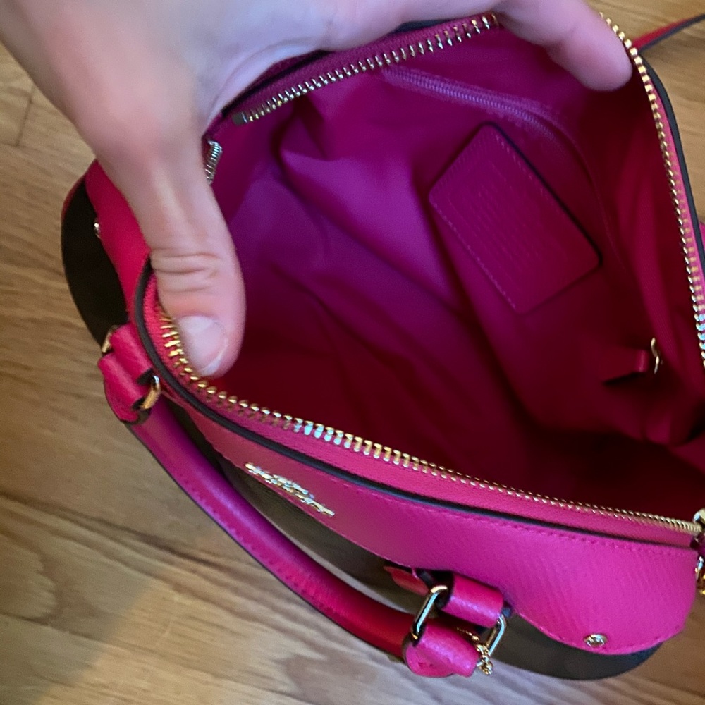 Hit pink and brown Coach Bag - Picture 2 of 6